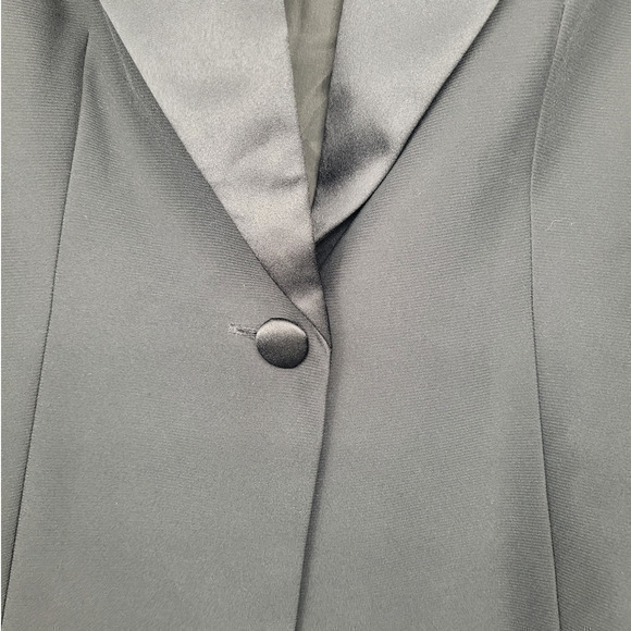HP Vintage 90s Bloomingdale's Black Single Breasted Short Tuxedo Jacket - Picture 6 of 10